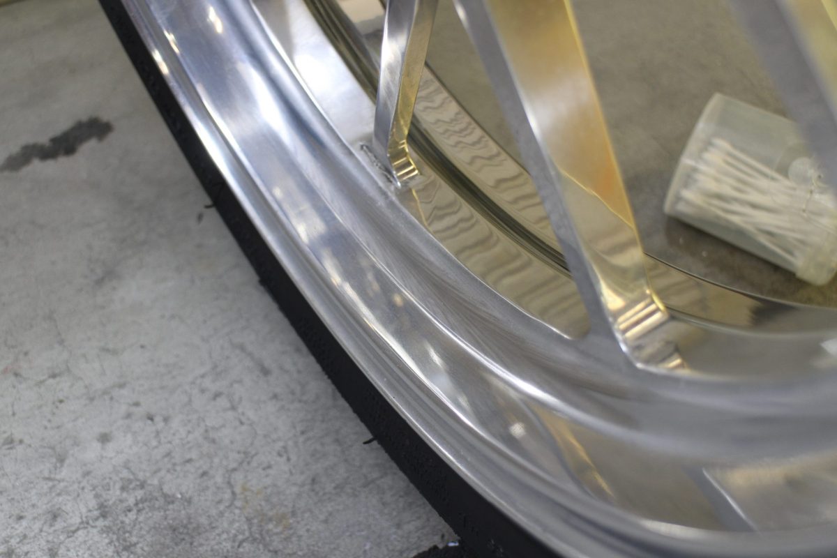 バイクアルミホイール再生