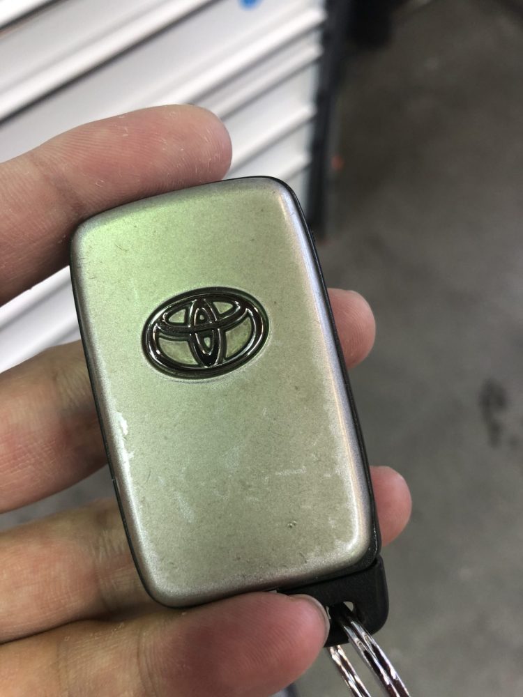 犬が西向きゃ尾は東