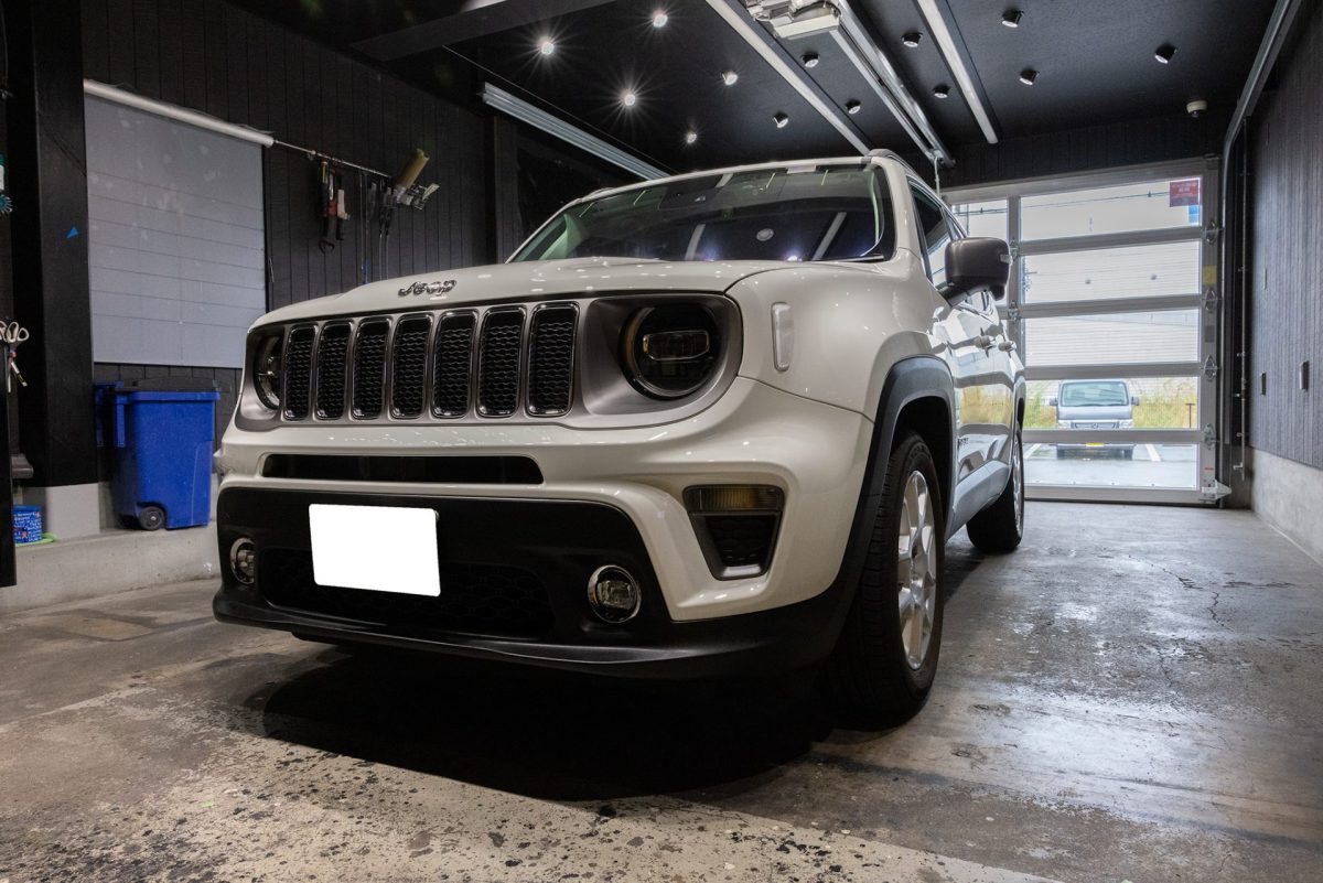 ジープ　レネゲード