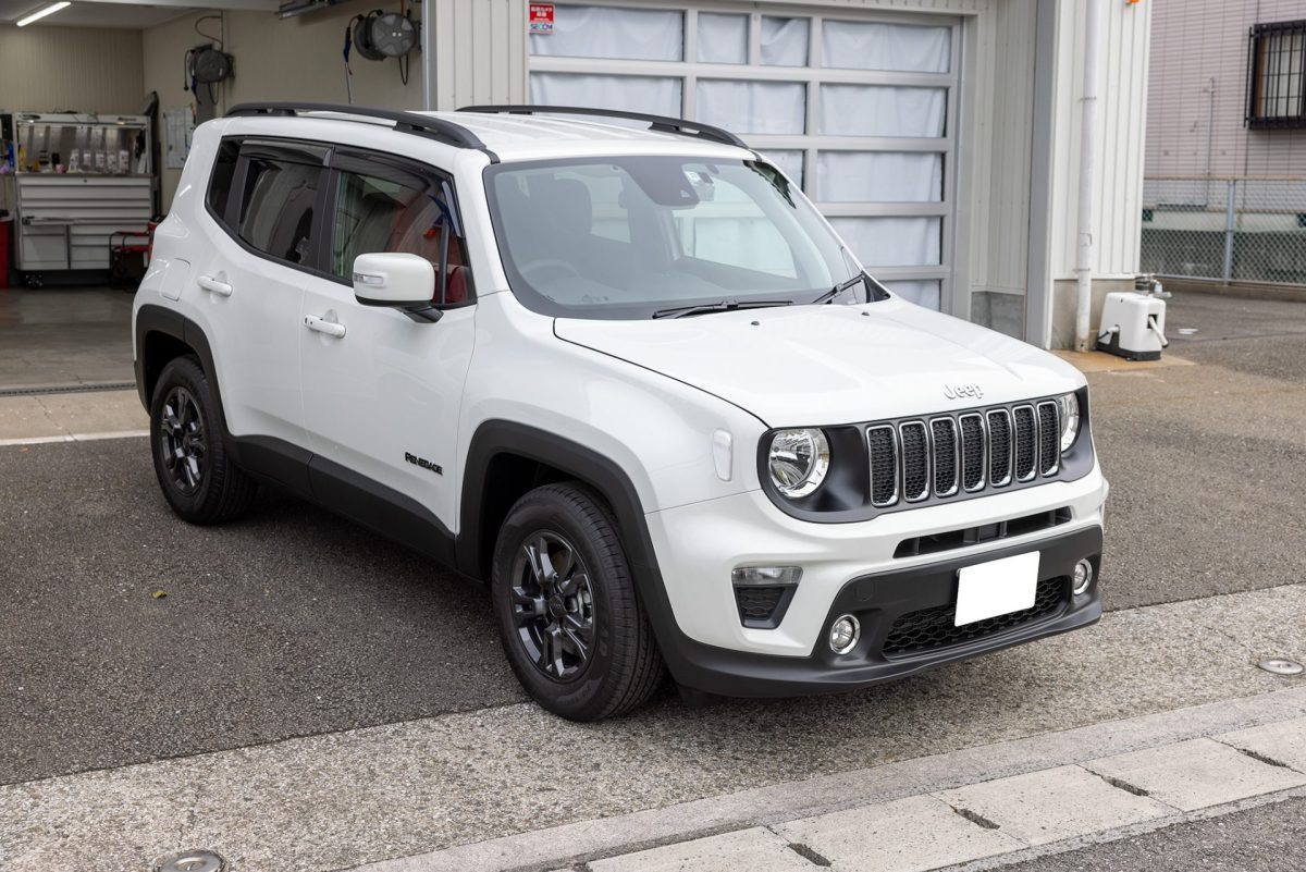 ジープ　レネゲード