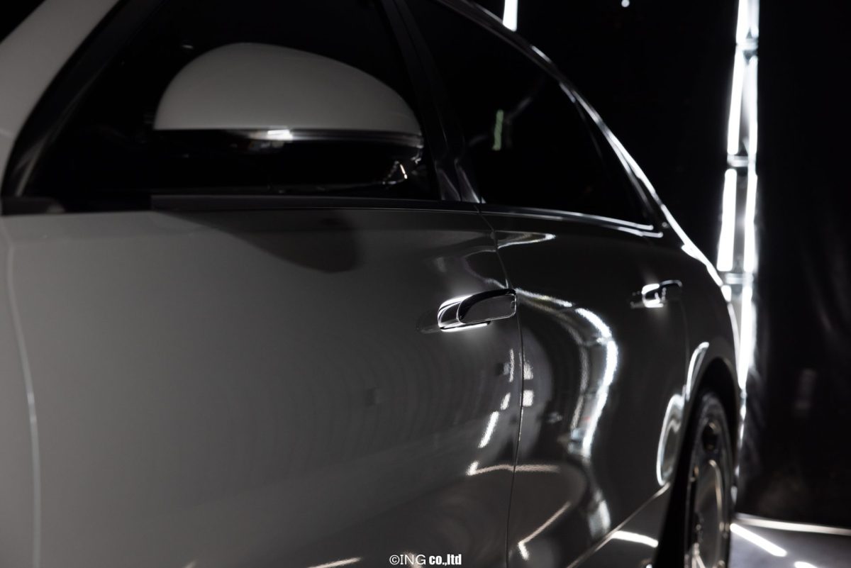 格納式ドアハンドル