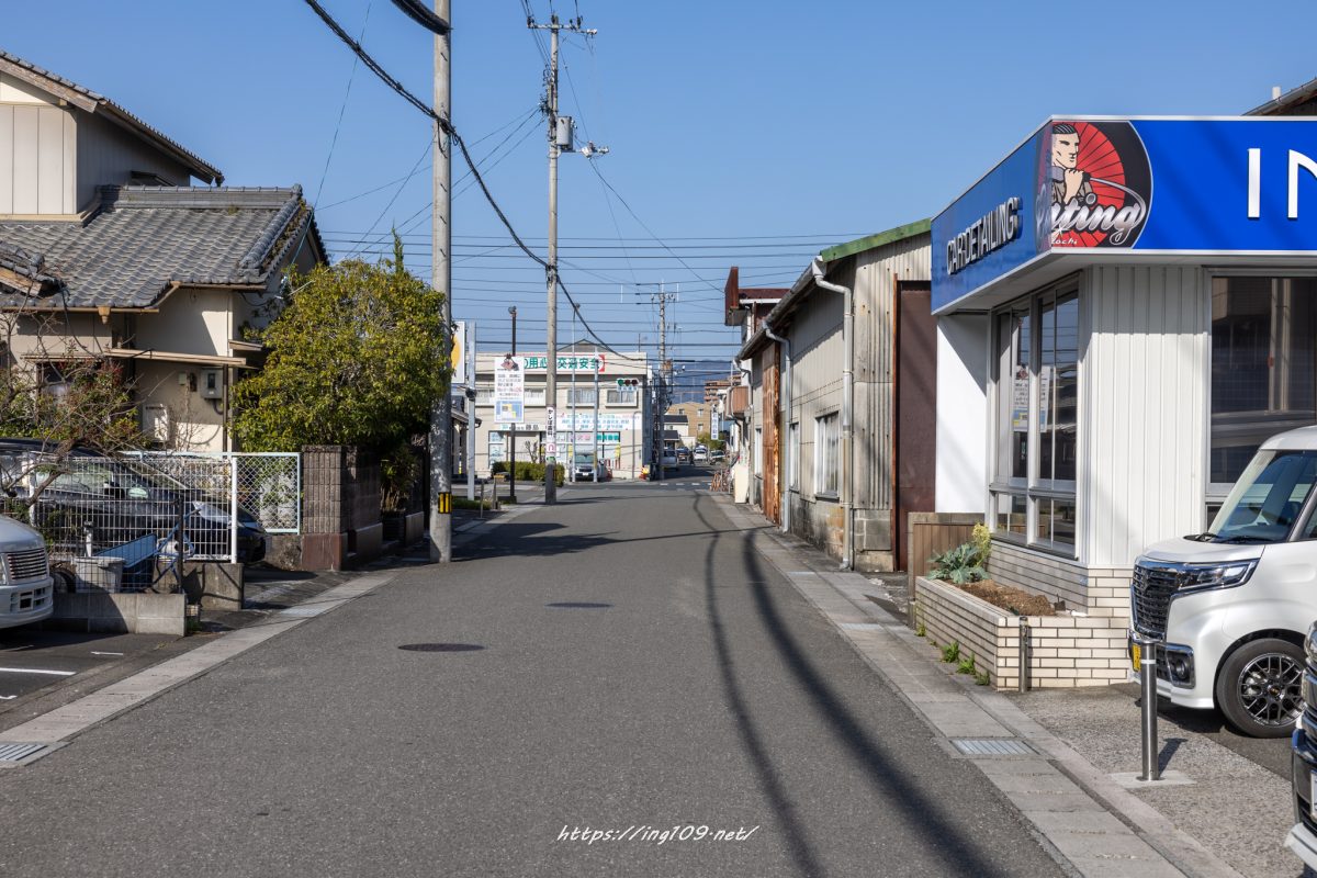 明日食う塩辛に、今日から水を飲む。