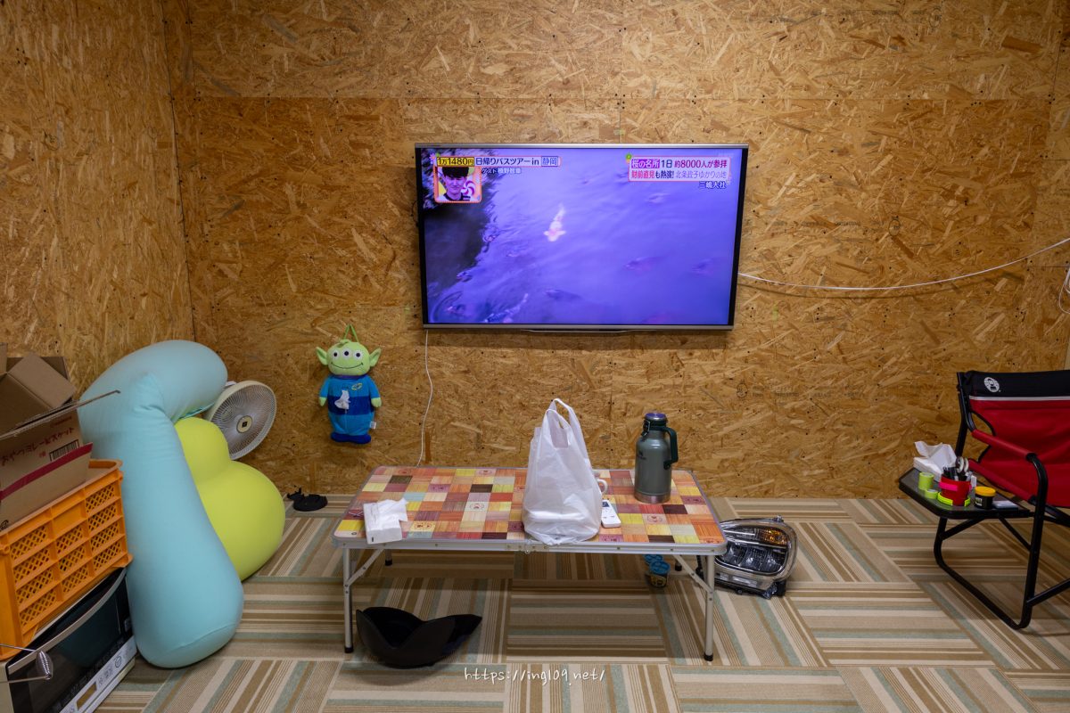 一犬影に吠ゆれば百犬声に吠ゆ